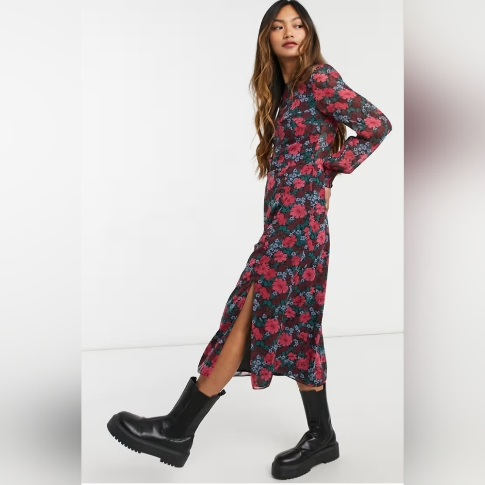 Nobody's Child NWT Black Floral Long Sleeve Midi Dress
